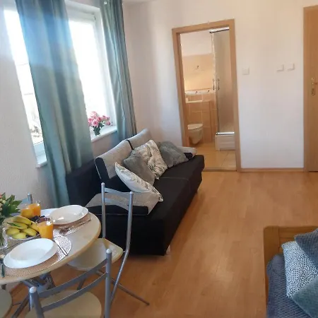 Vendégház Pogodna 12 *