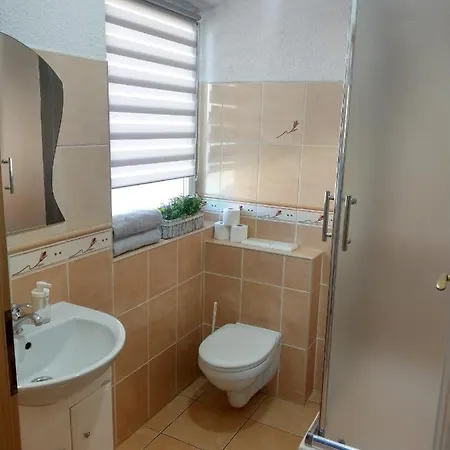 Pogodna 12 乌斯特卡